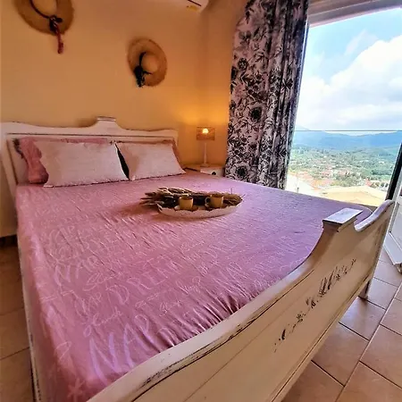 Chrysanthos Holiday home